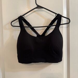 Lululemon All Powered Up Bra
*Medium Support, A-E Cups
Black